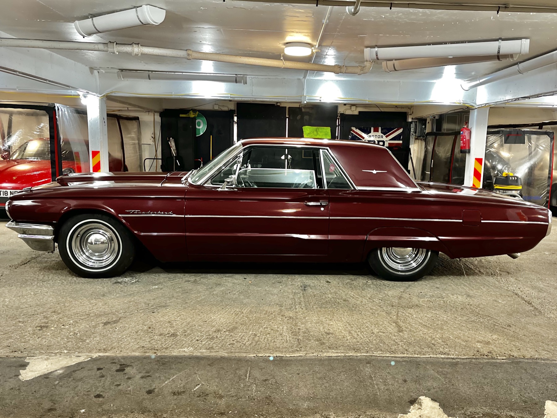 1964 Ford Thunderbird