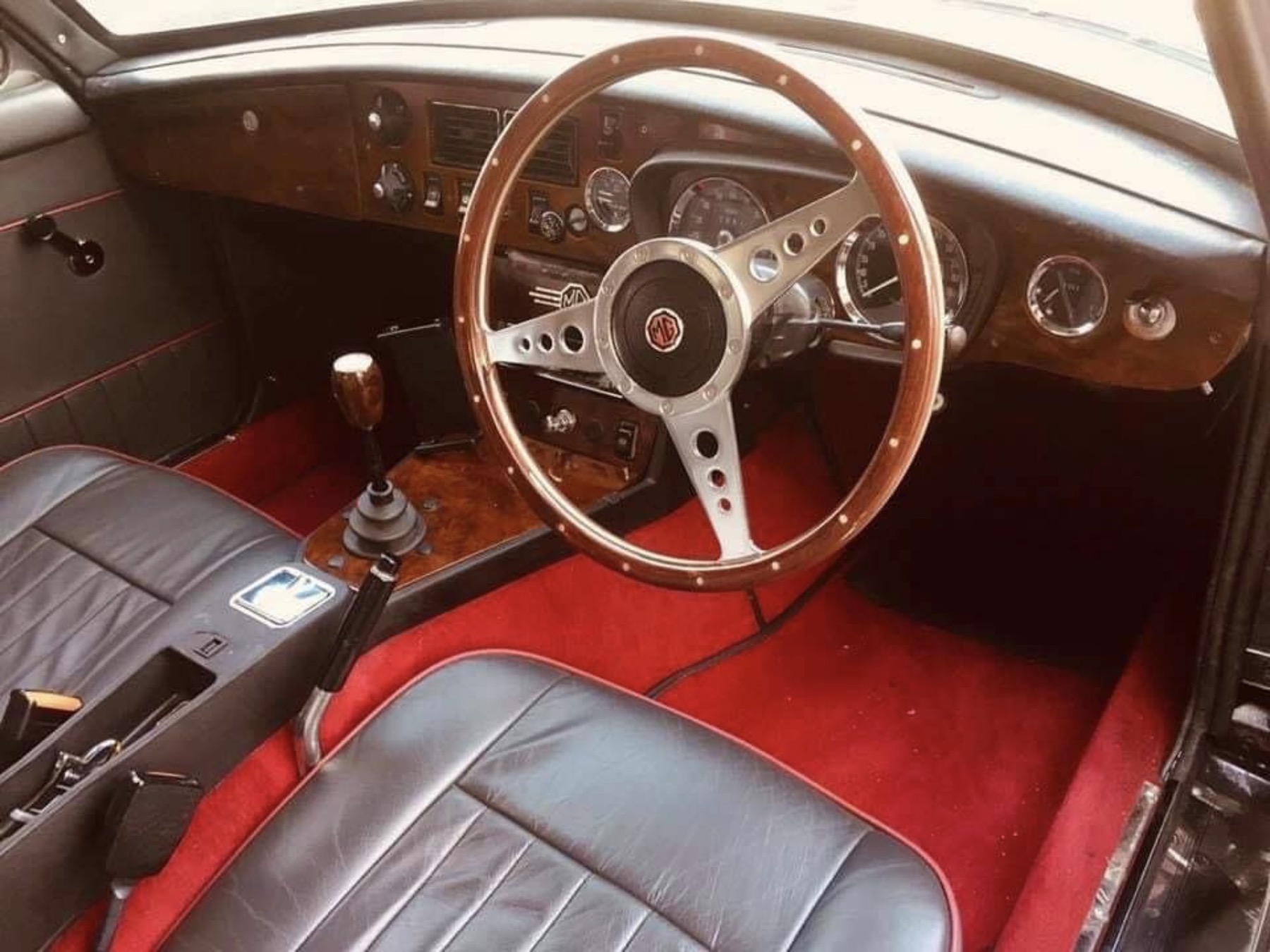 1974 MG B GT