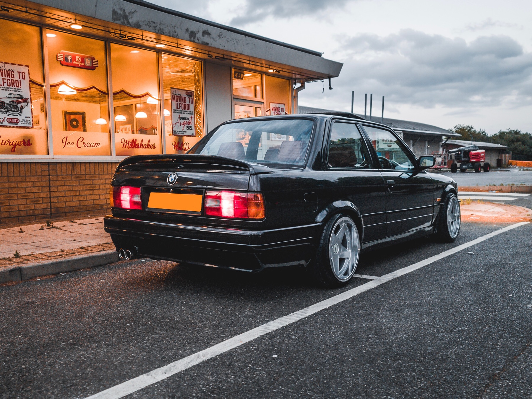 1989 BMW E30