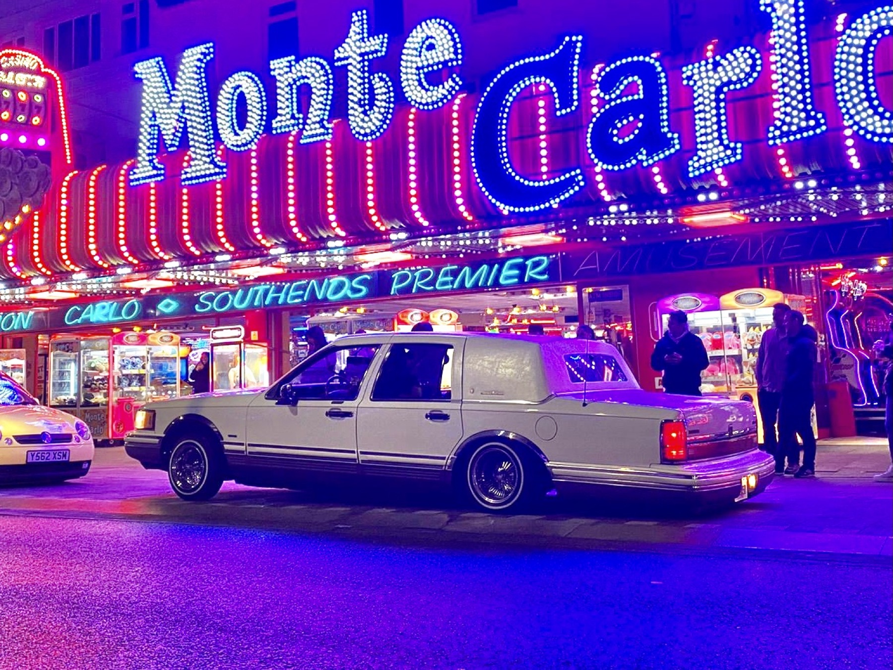 1991 Lincoln Presidential Lowrider