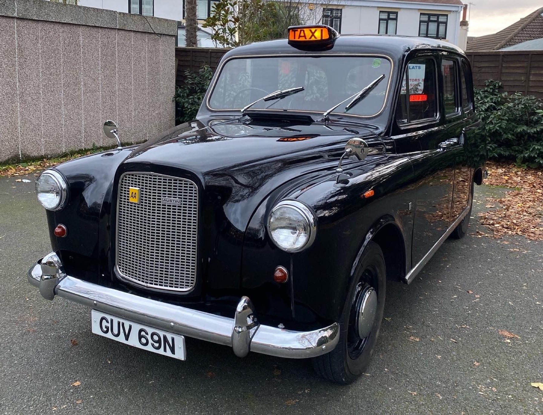 1974 Austin FX4 'Black Cab' 1974 Austin FX4 London Black cab taxi hire - London based Action Vehicle Hire Car Motorbike Bus Coach Vehicle Supply Film TV Productions