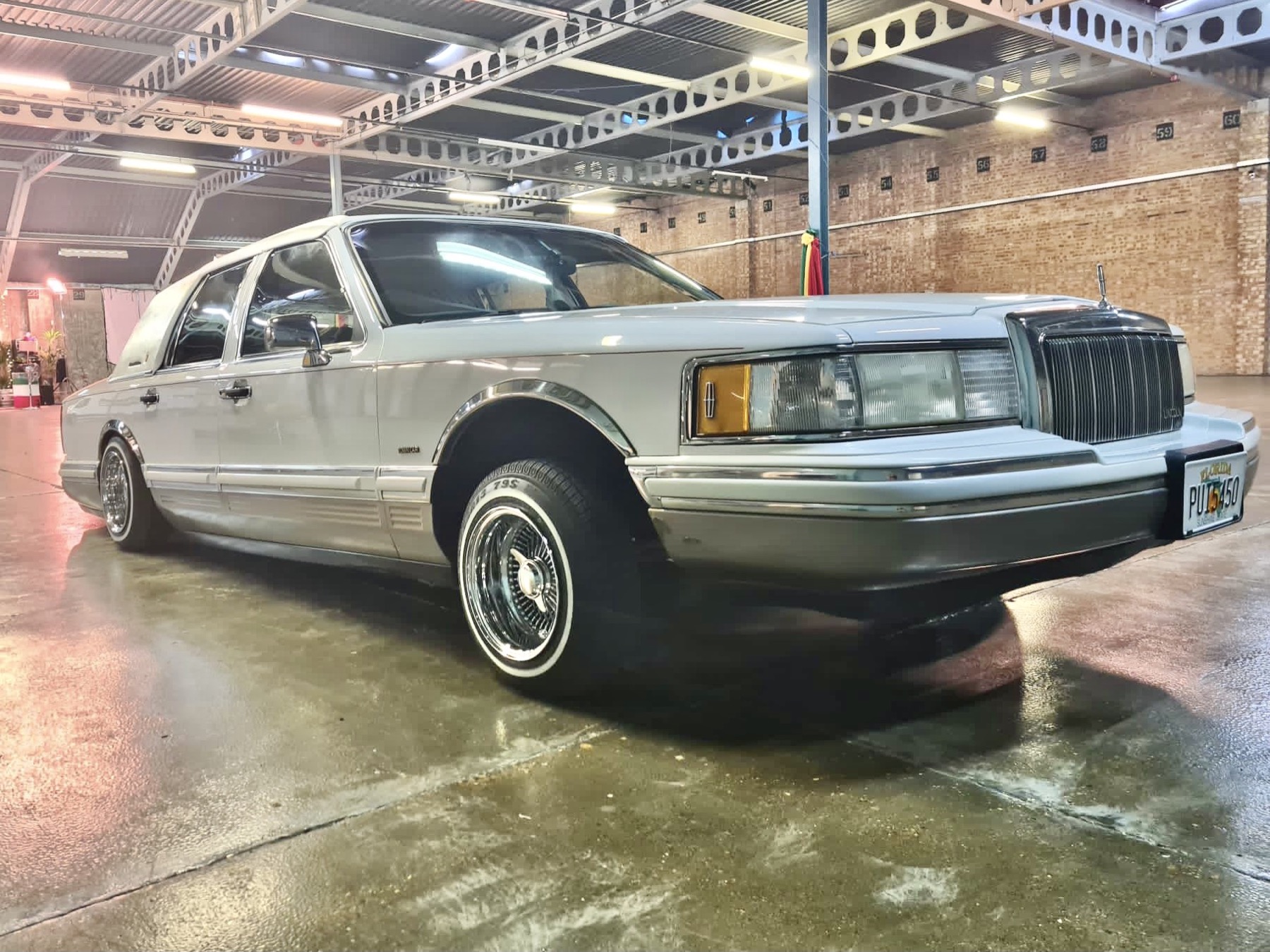 1991 Lincoln Presidential Lowrider