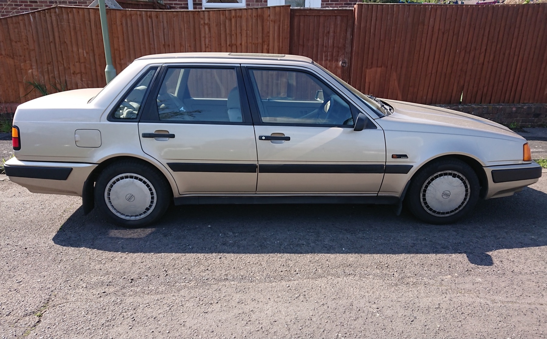 1991 Volvo 460 GLE