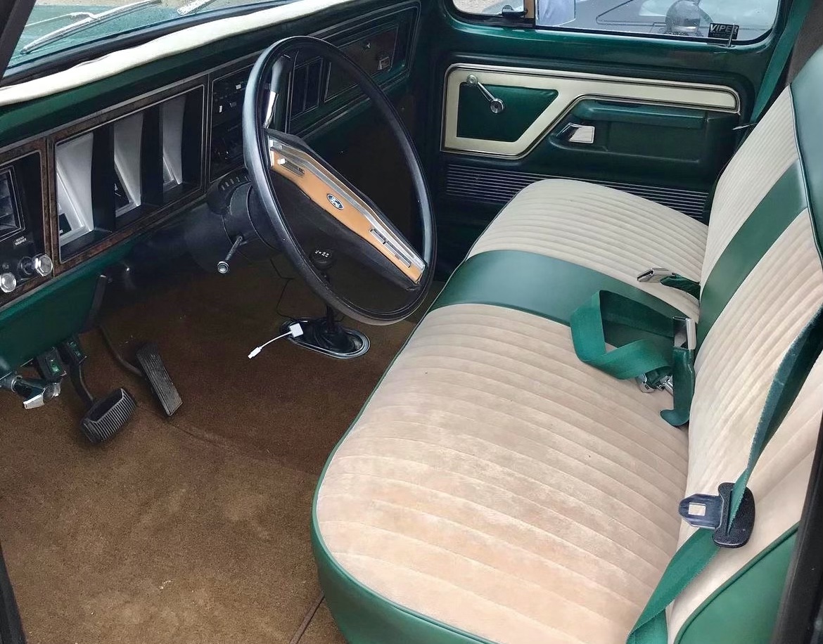 1979 Ford F150 - London based Action Vehicle Hire Film TV Productions