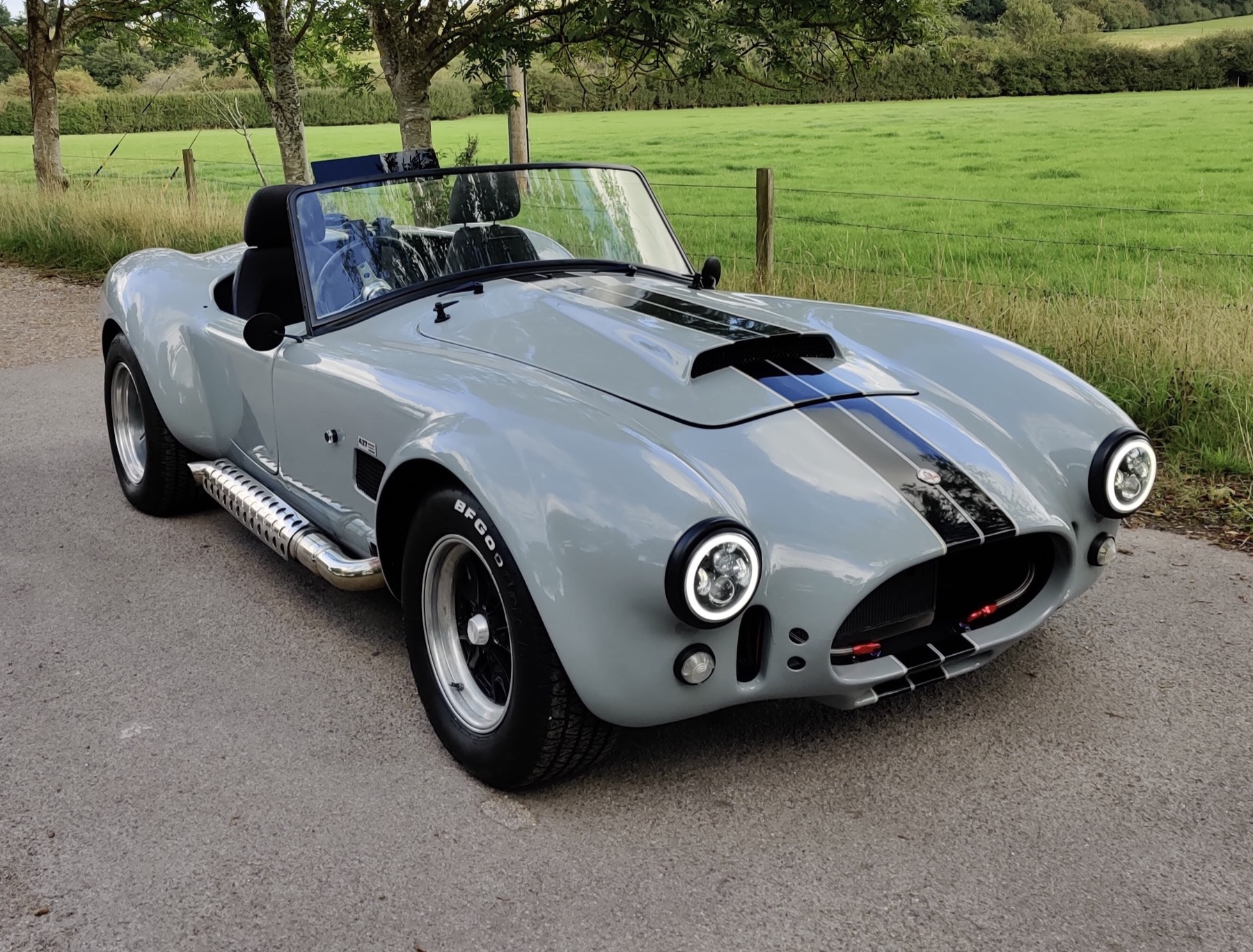 AC Cobra Replica Restomod