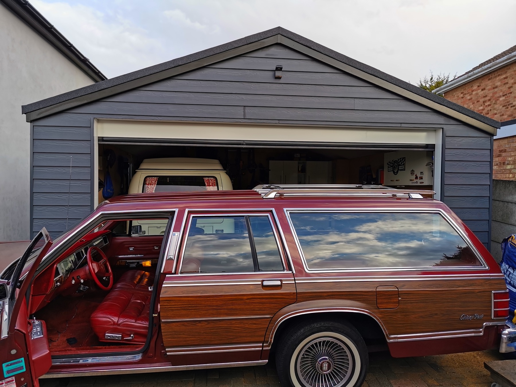 1985 Mercury Grand Marquis 'Stranger Things' Station Wagon