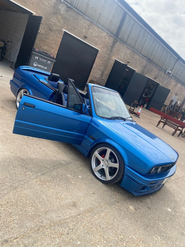 1992 BMW E30 Convertible