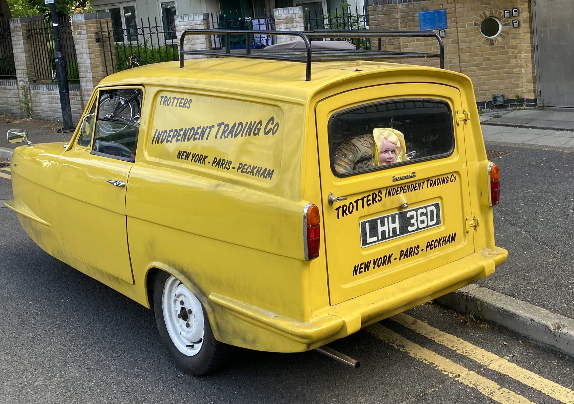 1966 Reliant Regal Supervan 3