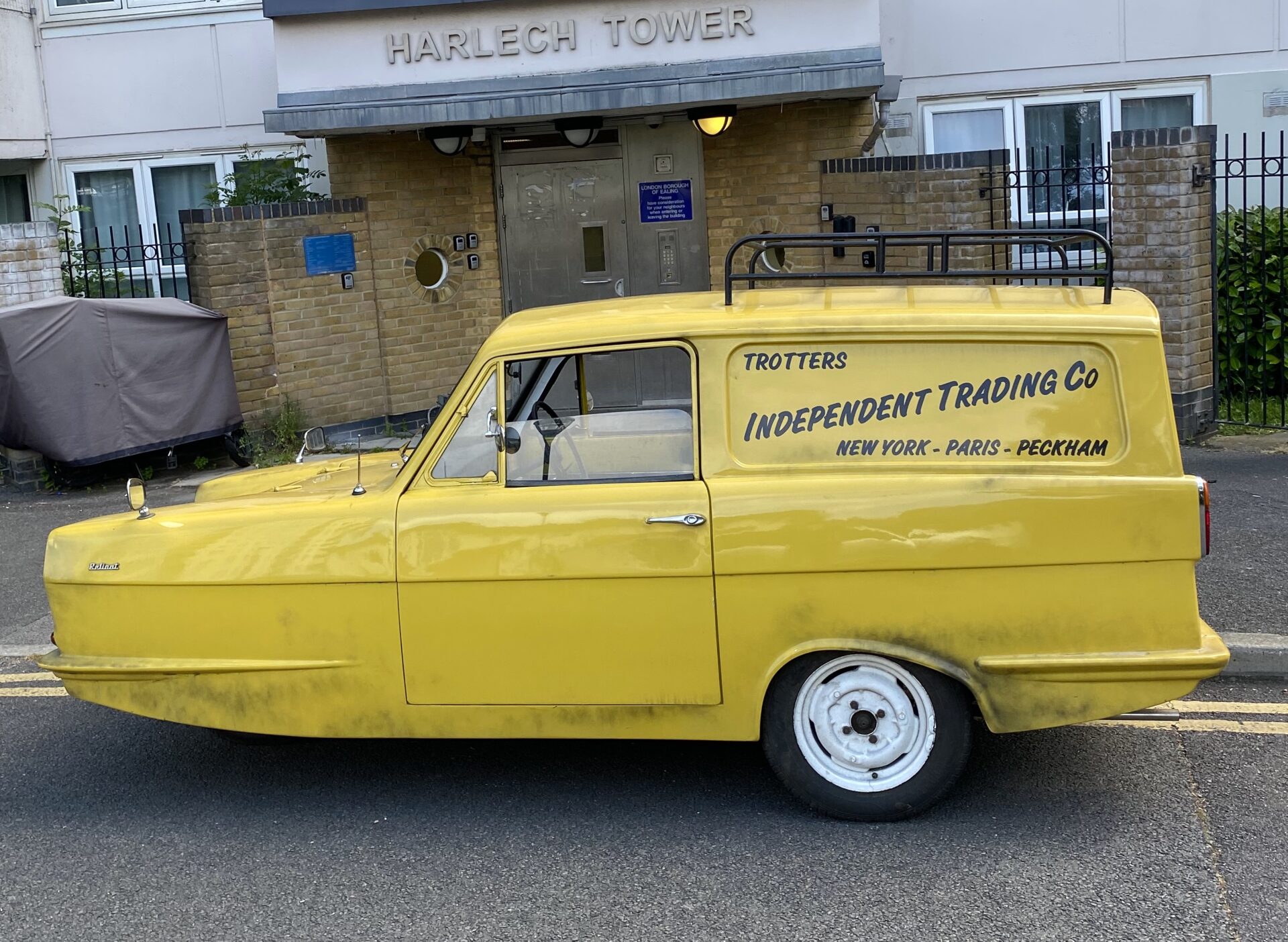 1966 Reliant Regal Supervan 3