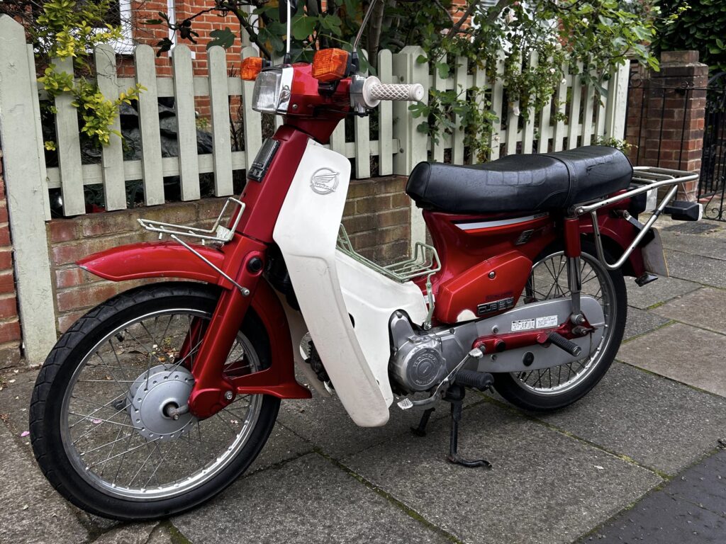 1995 Honda C90