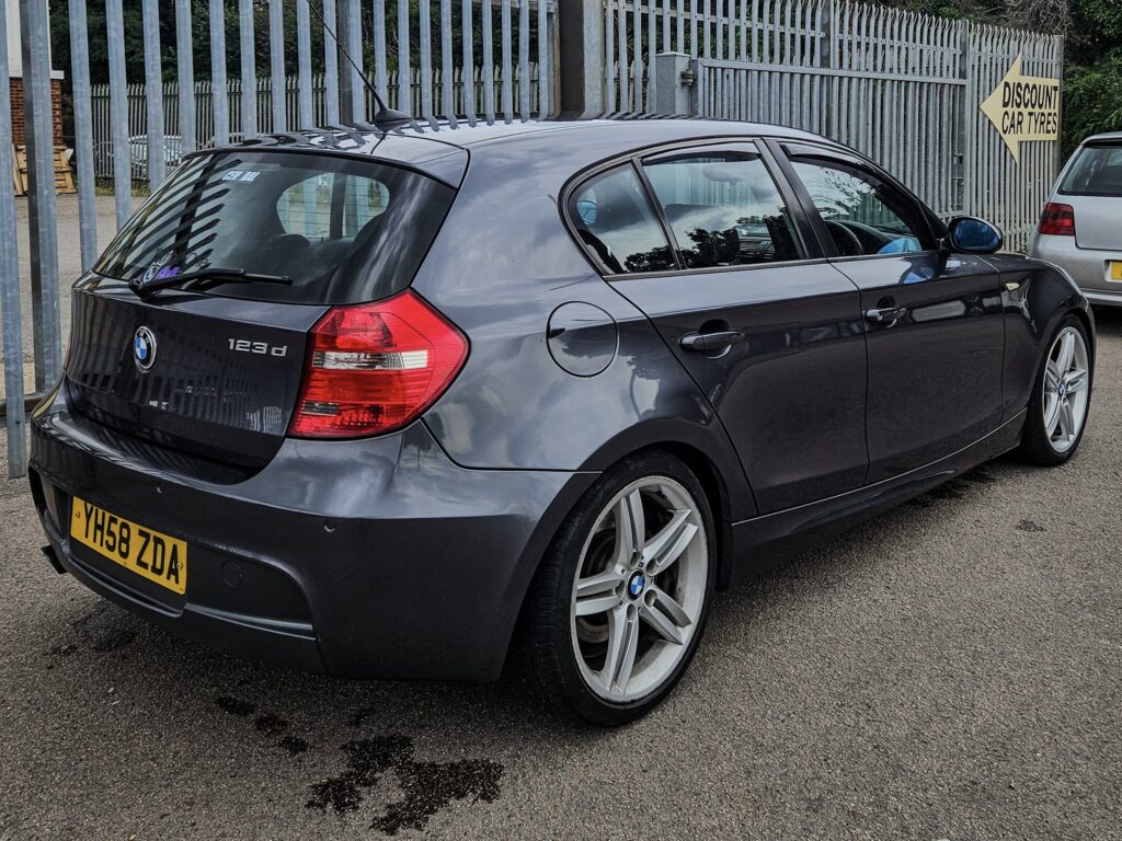2008 BMW 123D