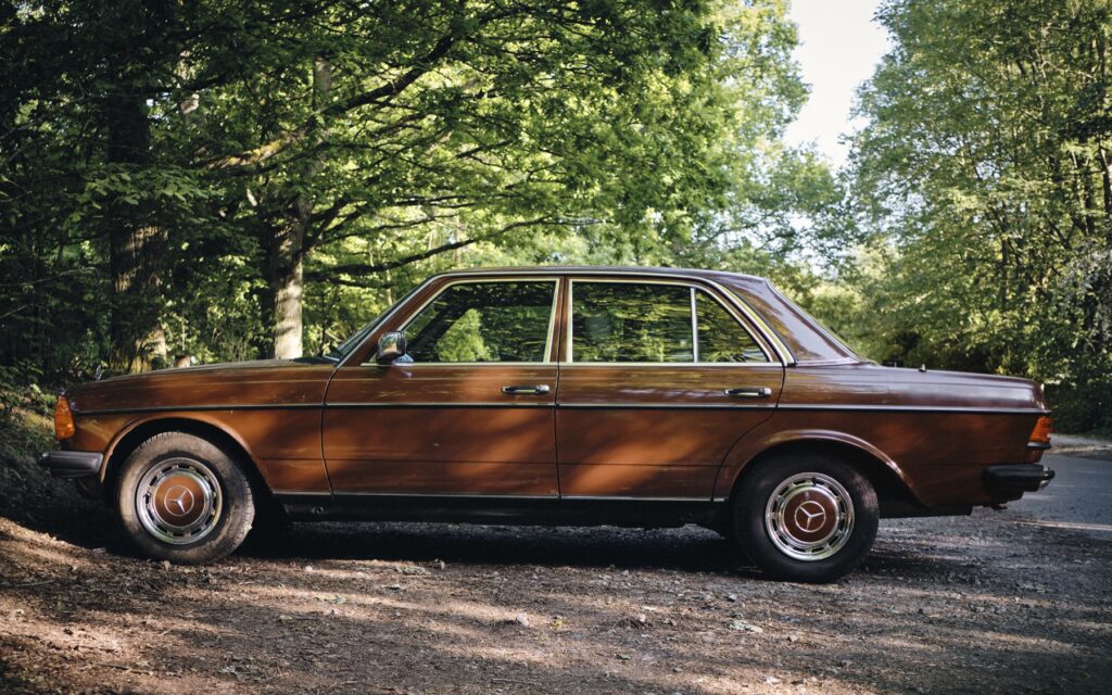 Mercedes W123