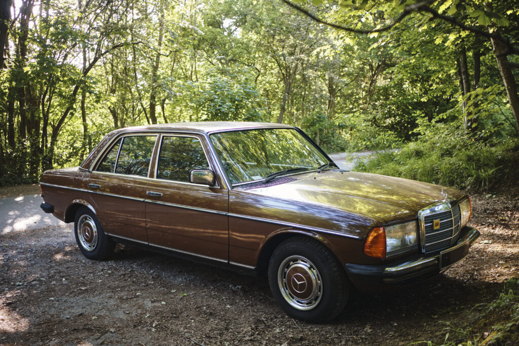Mercedes W123