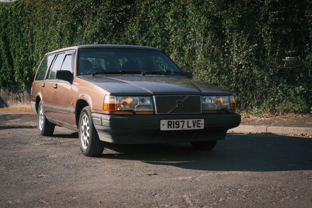 1998 Volvo Estate - London based Action Vehicle Hire Car Motorbike Bus Coach Vehicle Supply Film TV Productions
