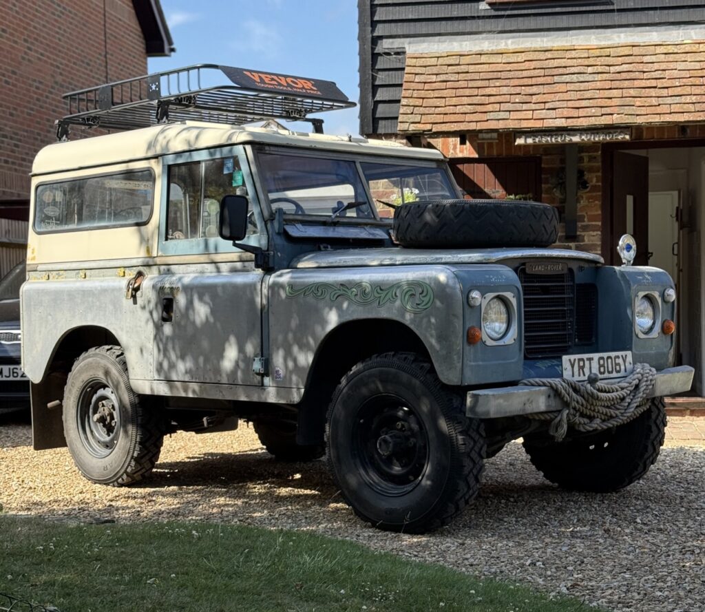 1981 Land Rover - London based Action Vehicle Hire Car Motorbike Bus Coach Vehicle Supply Film TV Productions