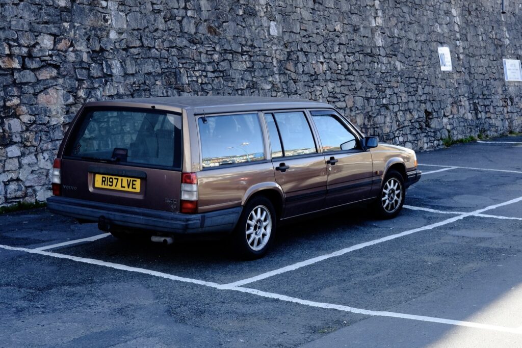 1998 Volvo Estate - London based Action Vehicle Hire Car Motorbike Bus Coach Vehicle Supply Film TV Productions