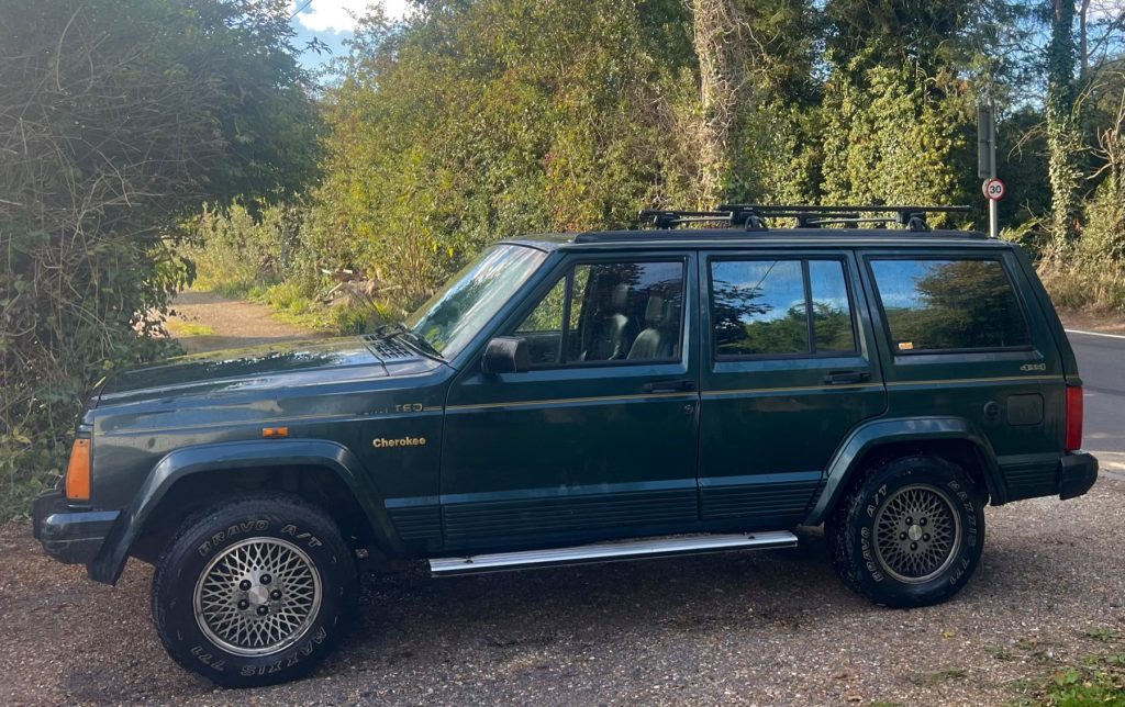 1994 Jeep Cherokee - London based Action Vehicle Hire Car Motorbike Bus Coach Vehicle Supply Film TV Productions
