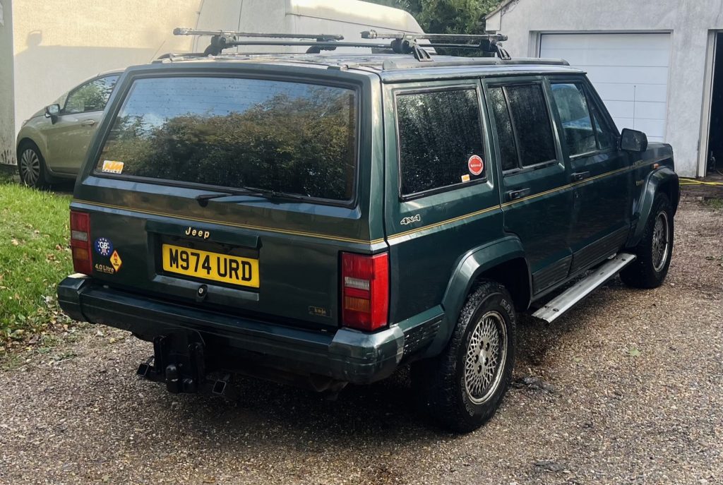 1994 Jeep Cherokee - London based Action Vehicle Hire Car Motorbike Bus Coach Vehicle Supply Film TV Productions