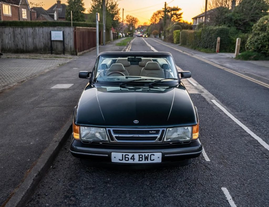 1992 Saab 900 - London based Action Vehicle Hire Car Motorbike Bus Coach Vehicle Supply Film TV Productions