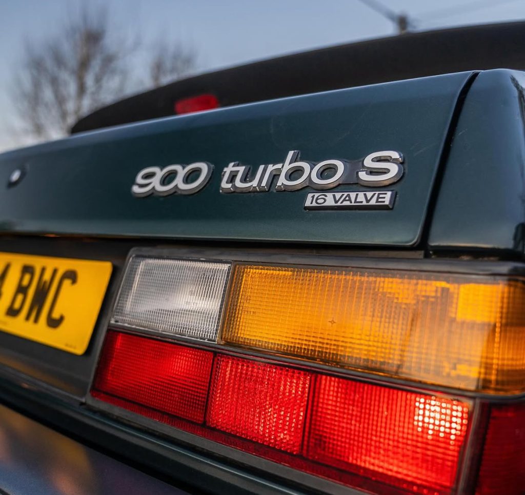 1992 Saab 900 - London based Action Vehicle Hire Car Motorbike Bus Coach Vehicle Supply Film TV Productions