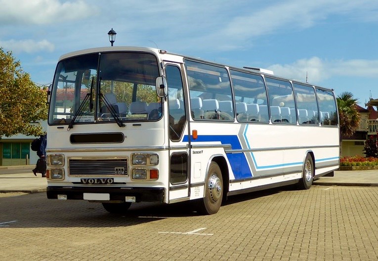 1983 Plaxton Supreme - London based Action Vehicle Hire Car Motorbike Bus Coach Vehicle Supply Film TV Productions