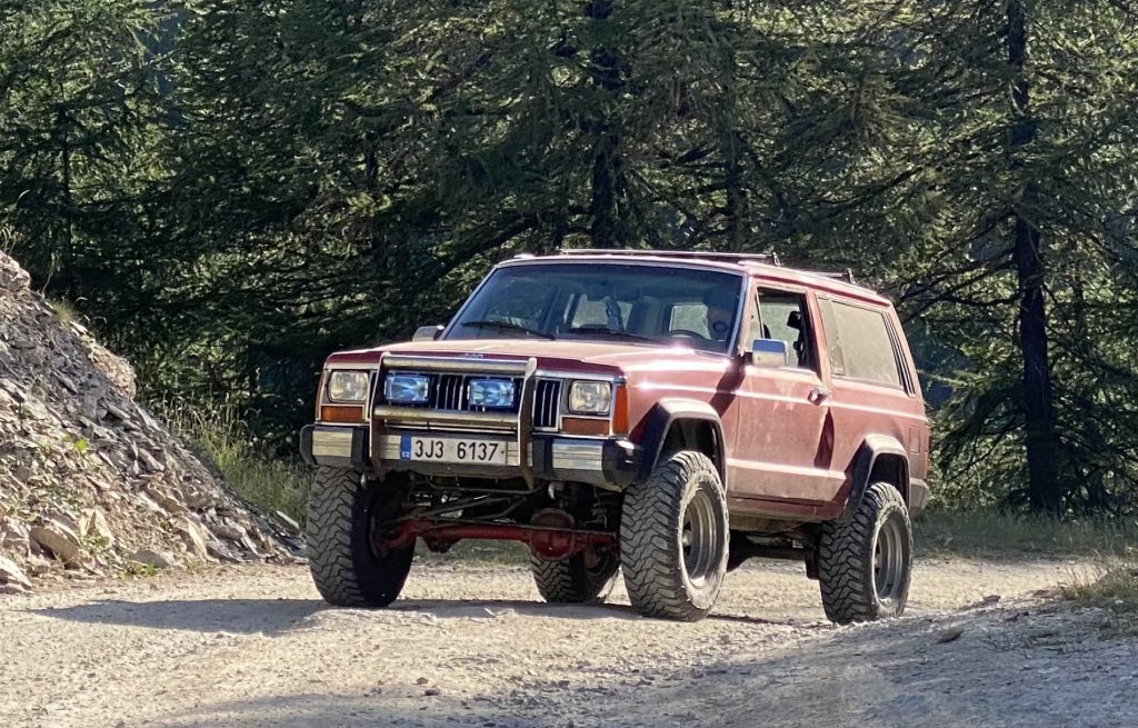 1986 Jeep Cherokee - London based Action Vehicle Hire Car Motorbike Bus Coach Vehicle Supply Film TV Productions