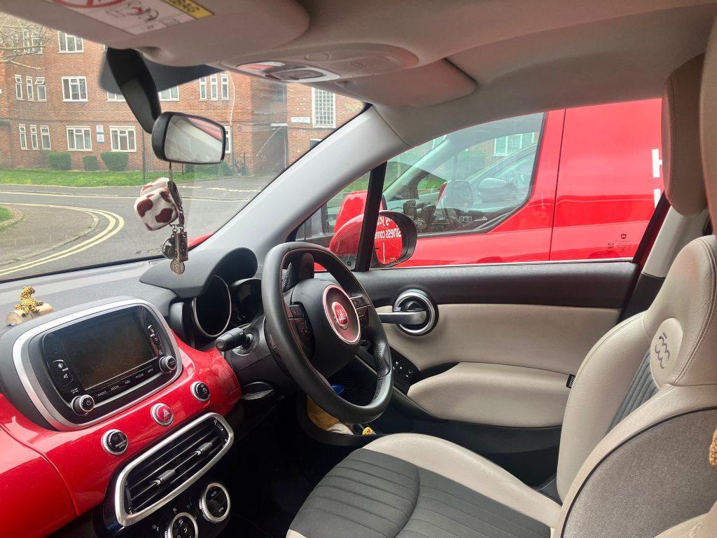 Fiat 500X - London based Action Vehicle Hire Car Motorbike Bus Coach Vehicle Supply Film TV Productions