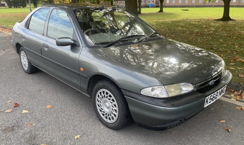 1993 Ford Mondeo - London based Action Vehicle Hire Car Motorbike Bus Coach Vehicle Supply Film TV Productions