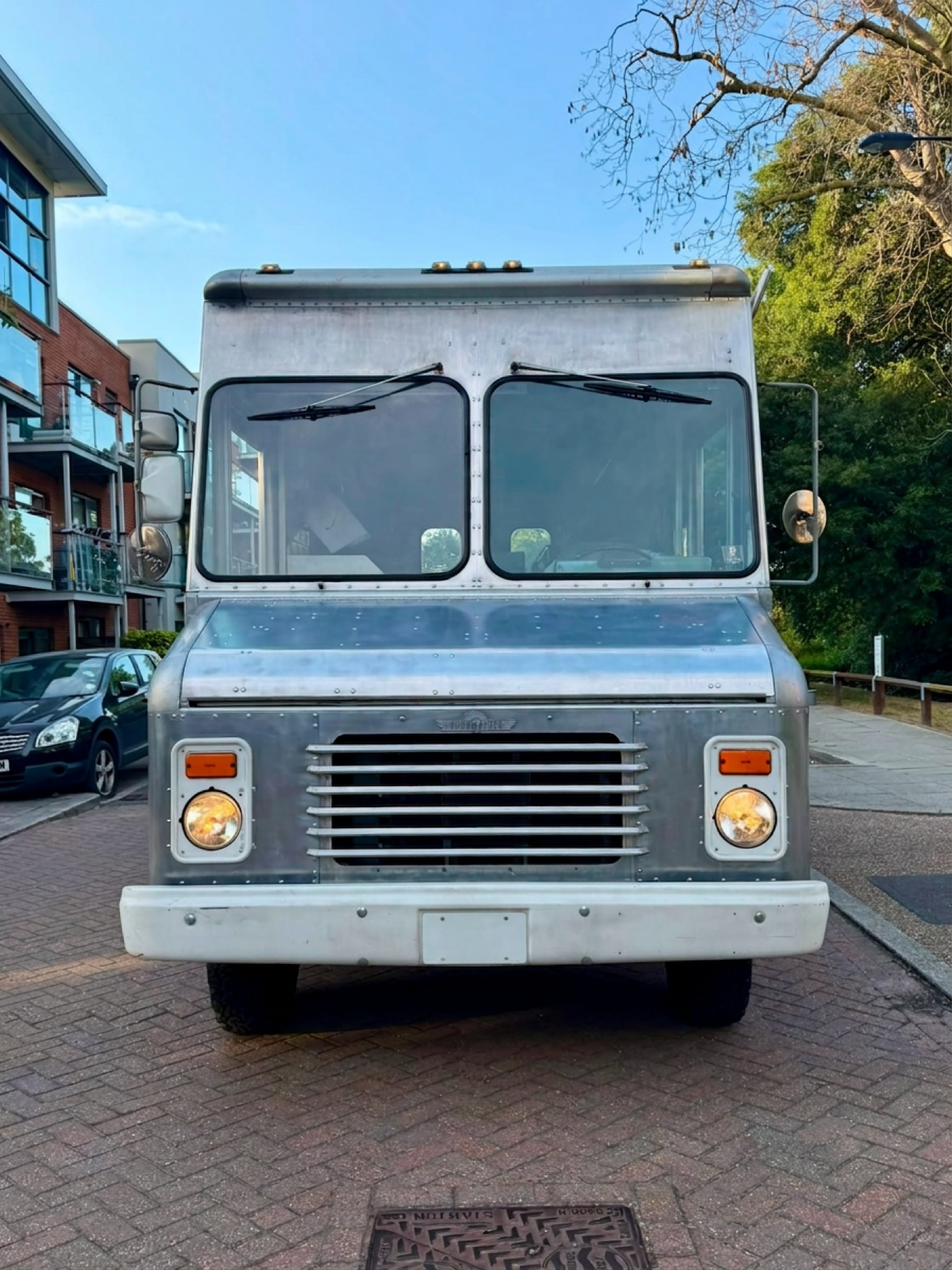 American Step Van - London based Action Vehicle Hire Car Motorbike Bus Coach Vehicle Supply Film TV Productions