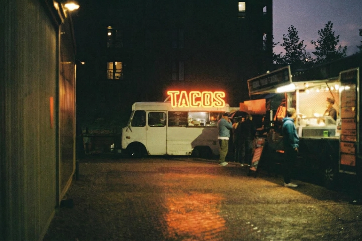 Lowered American Step van - London based Action Vehicle Hire Car Motorbike Bus Coach Vehicle Supply Film TV Productions