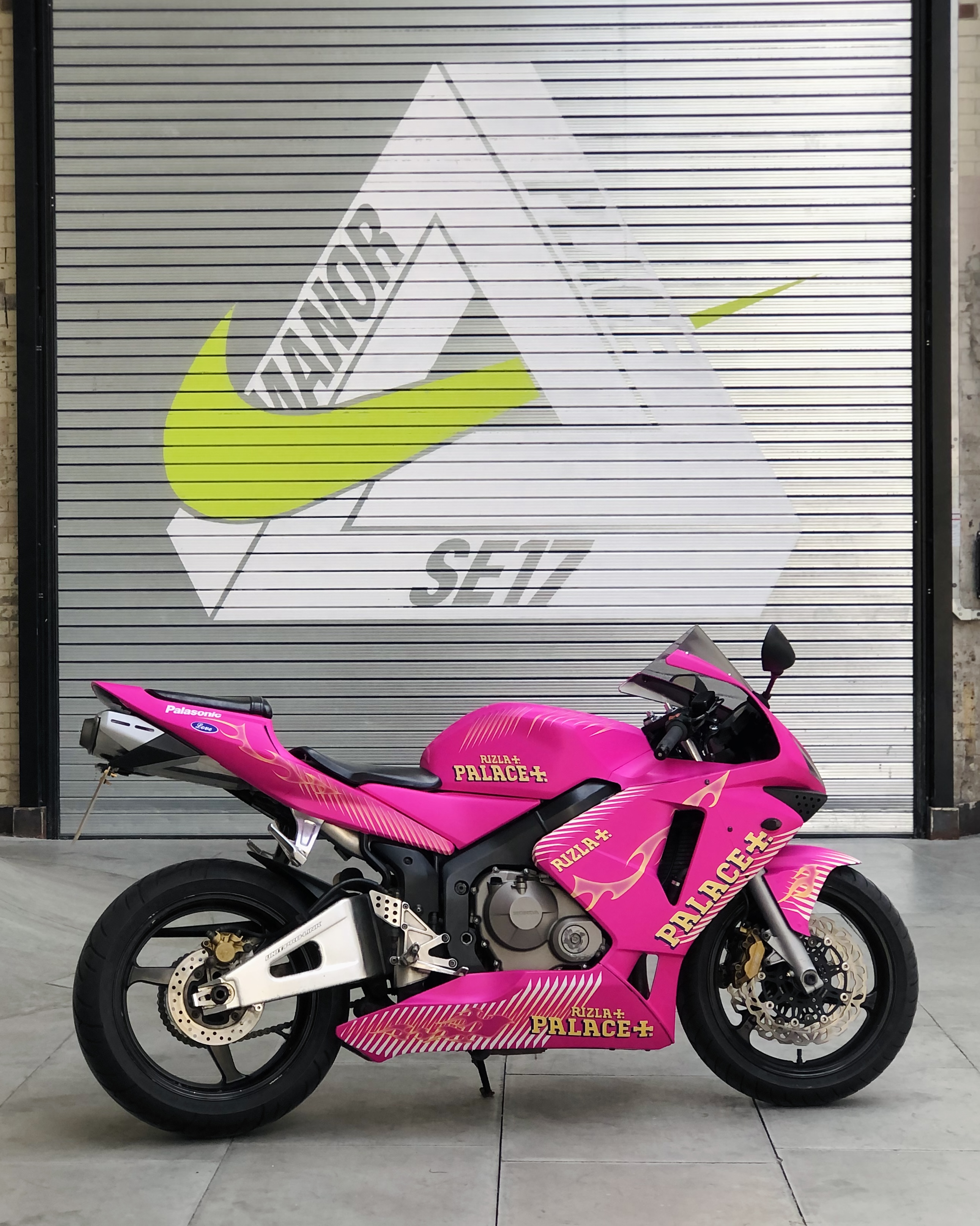PALACE BIKE